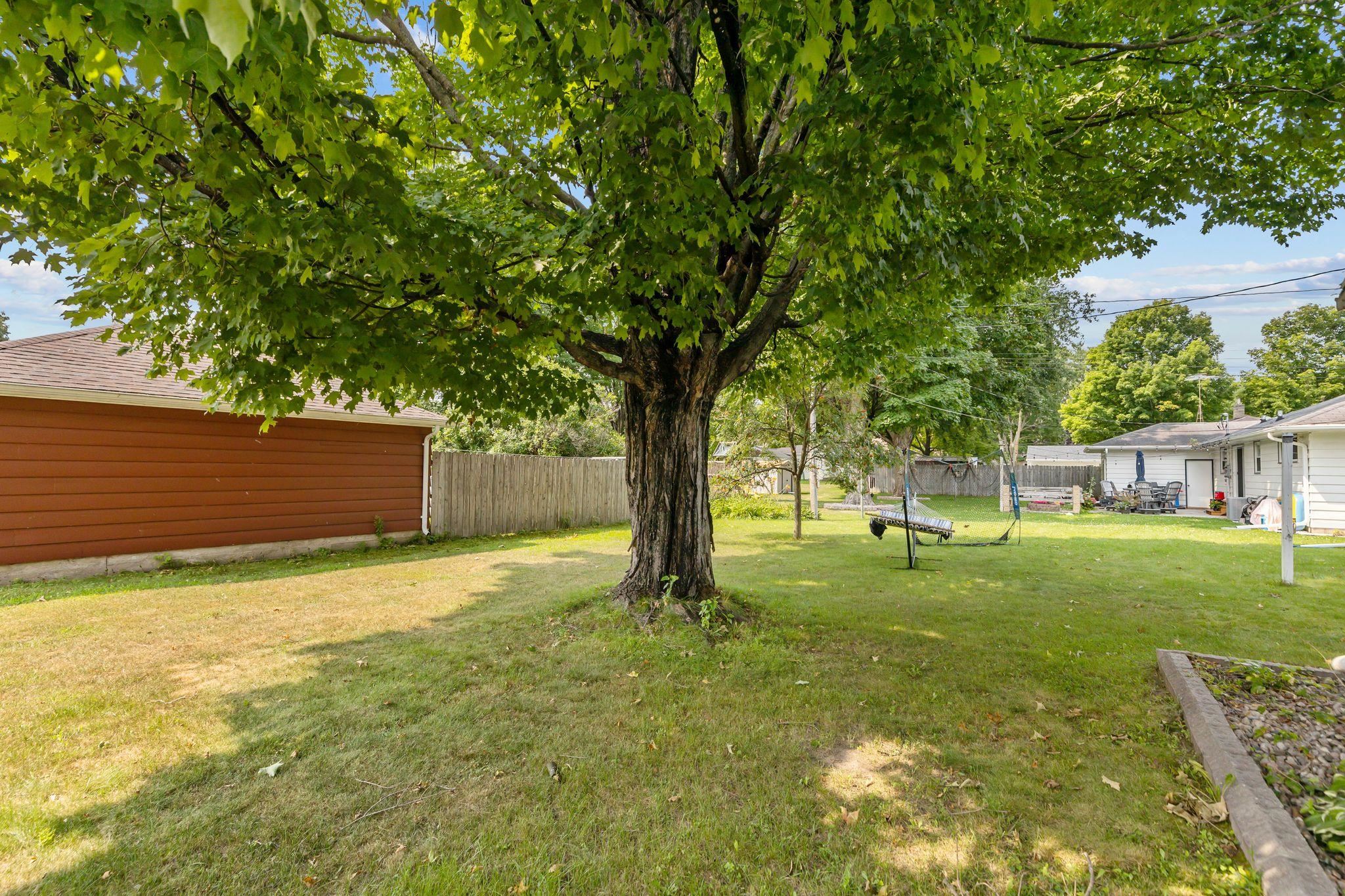 145 Ruth Street Clintonville, WI 54929 - Photo 6 of 25 Gallery Image 6