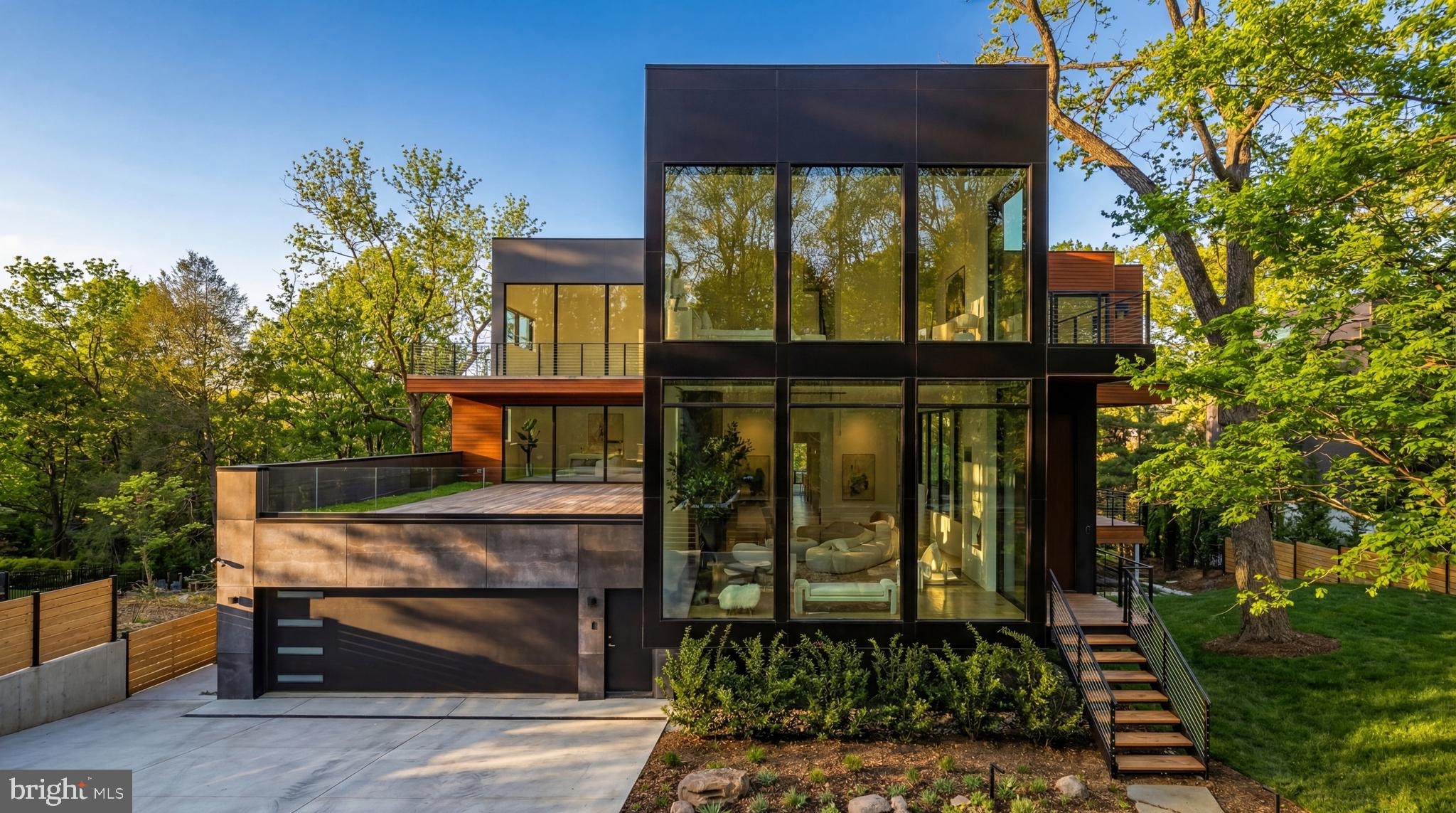 2676 Chain Bridge Road Northwest Washington, DC 20016 - Photo 3 of 50