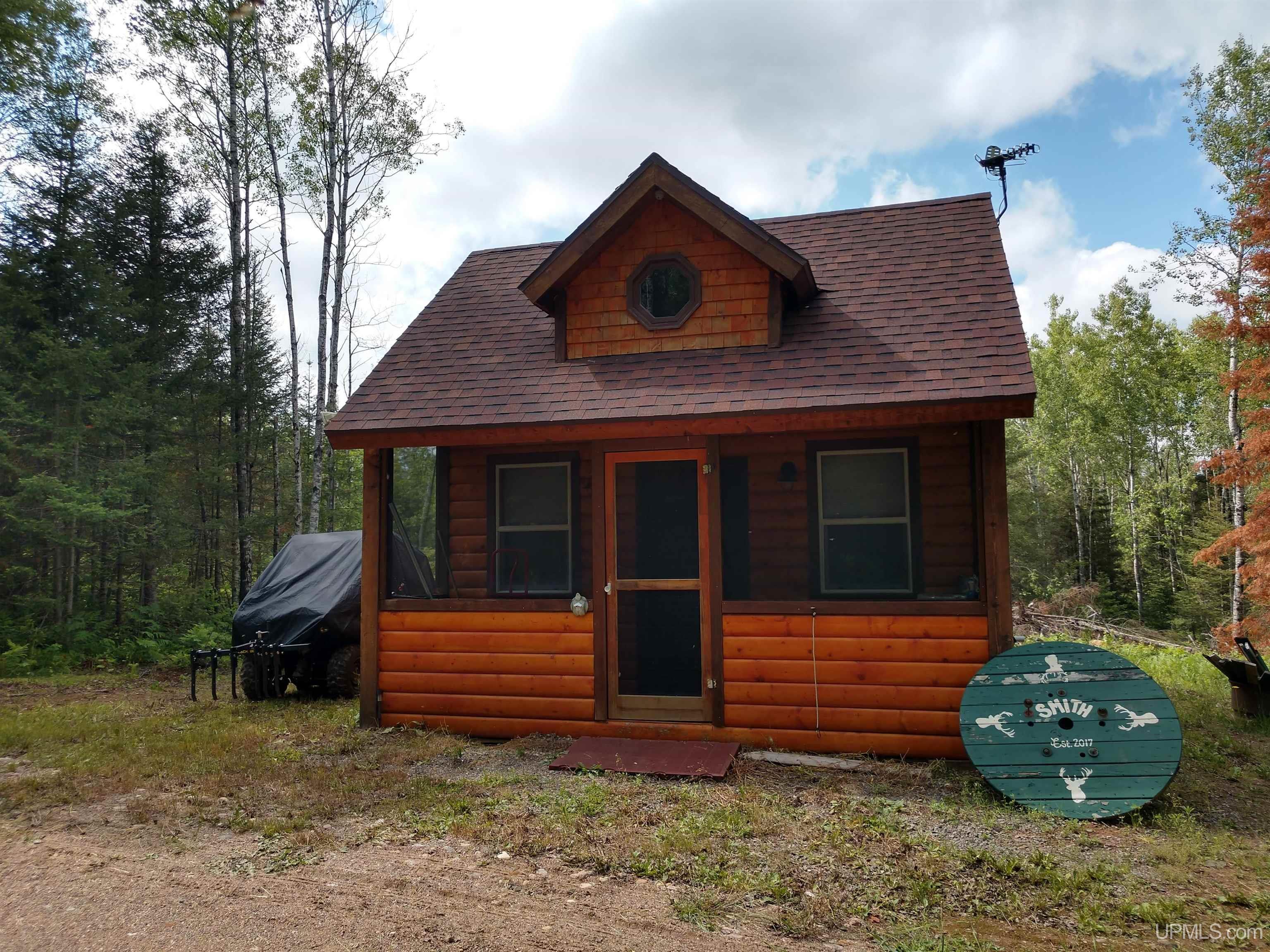 601 County Road 601 Road Republic, MI 49879 - Photo 1 of 60