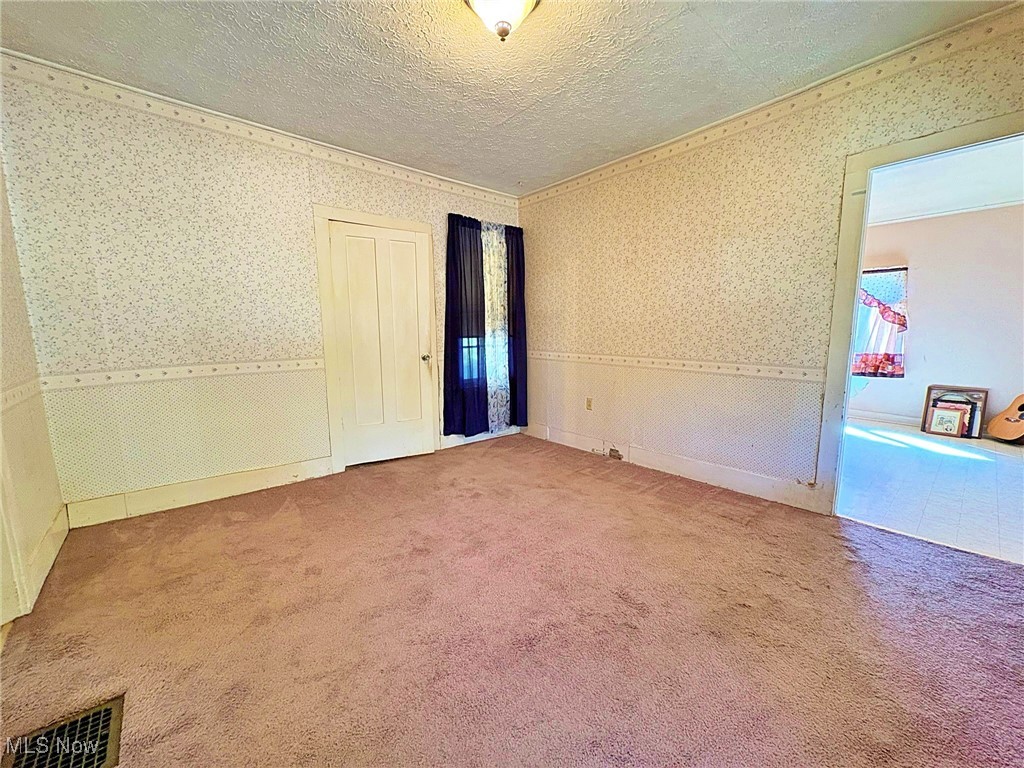 48375 Telegraph Road Amherst, OH 44001 - Photo 13 of 32 Gallery Image 13