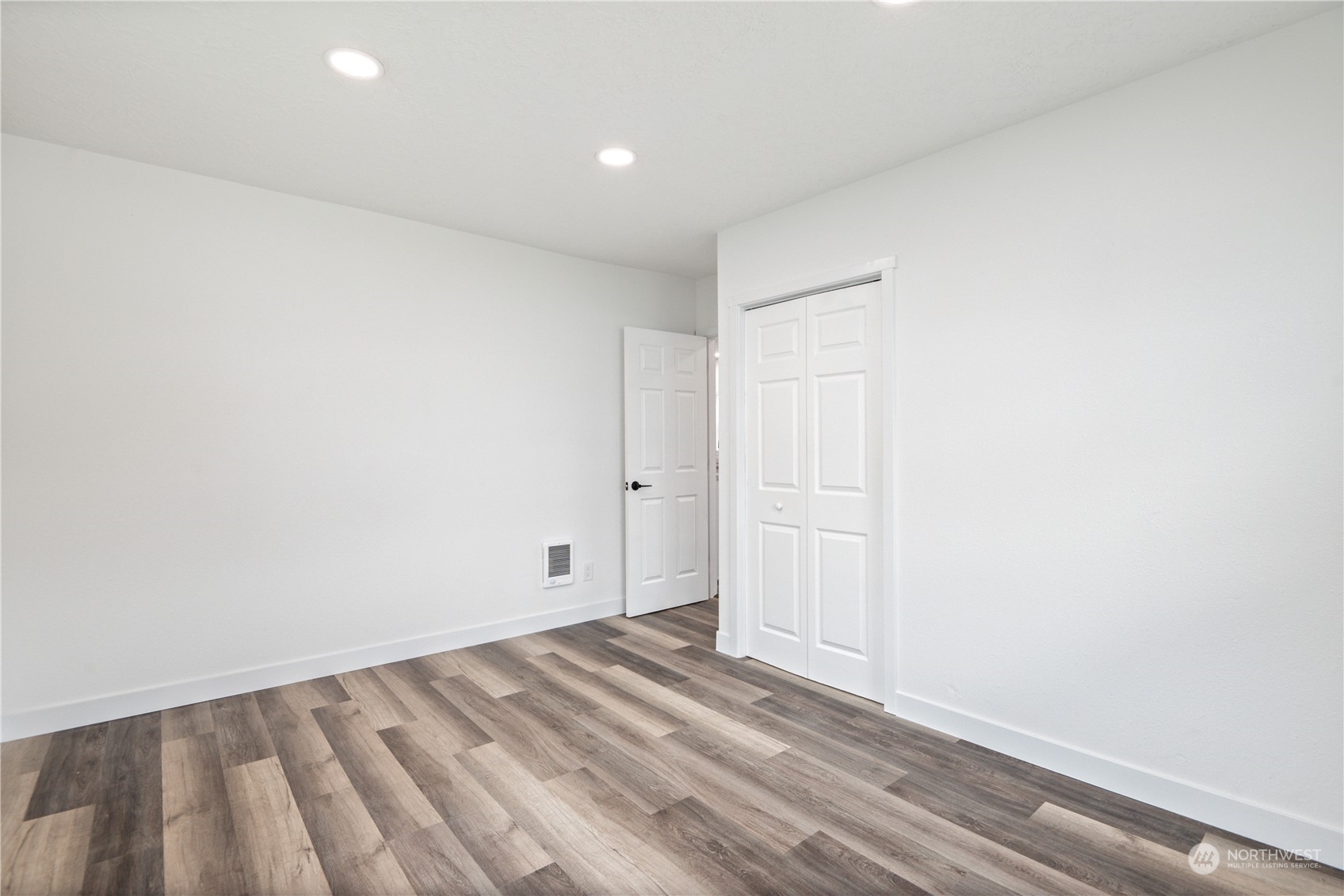 3032 Dover Street Longview, WA 98632 - Photo 20 of 26 Gallery Image 20