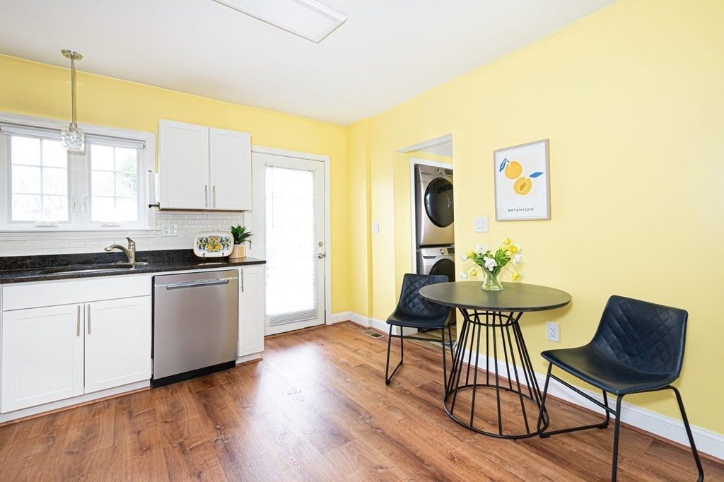 26 Gordon Road Shrewsbury, MA 01545 - Photo 13 of 29 Gallery Image 13
