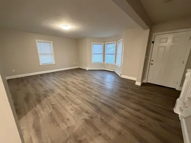 $2,200 | 18 Harris Street, Unit 1, Webster, MA 01570