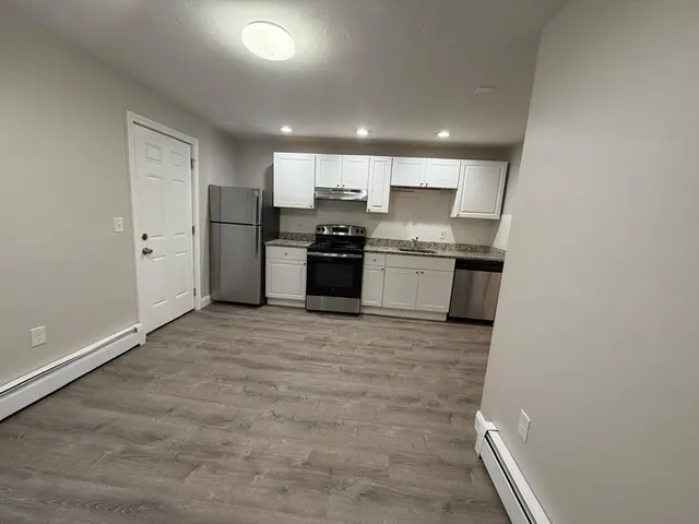 $2,200 | 18 Harris Street, Unit 1, Webster, MA 01570