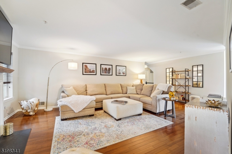 162 Riveredge Drive, Unit 162 Chatham, NJ 07928 - Photo 4 of 15