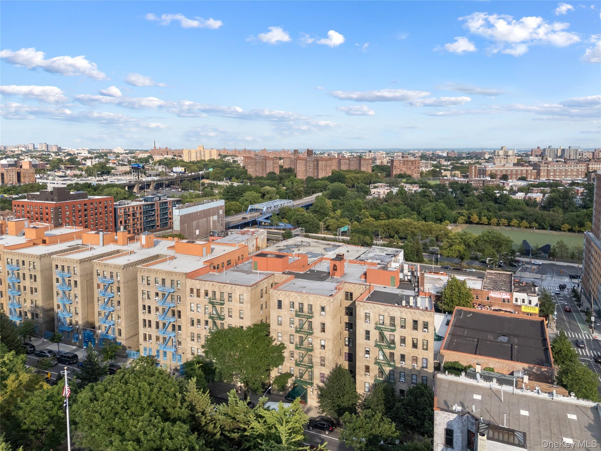 1670 Longfellow Avenue, Unit 3J Bronx, NY 10460 - Photo 22 of 23 a view of city