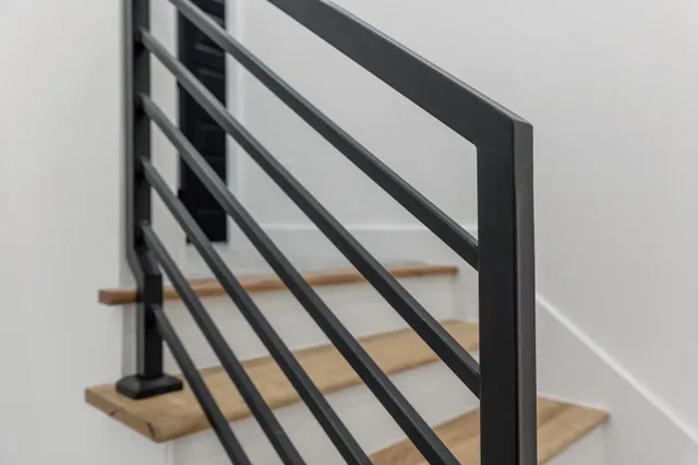 $2,050 | 518 Clinton Street, Unit B, Conroe, TX 77301