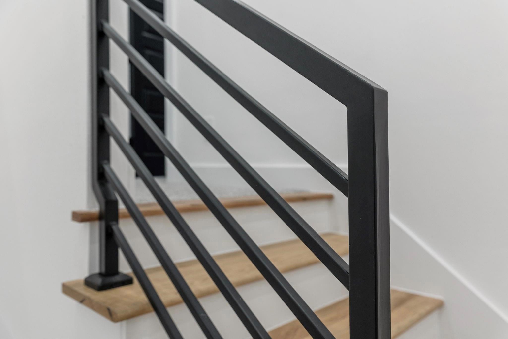 518 Clinton Street, Unit B Conroe, TX 77301 - Photo 25 of 50 a view of entryway