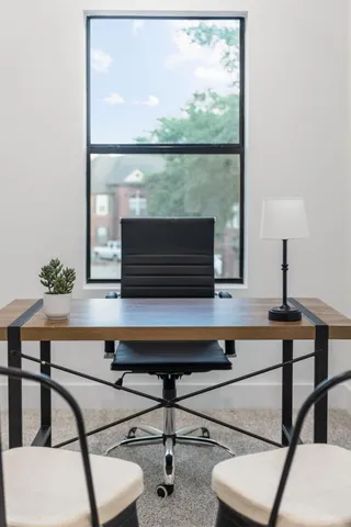 $1,975 | 518 Clinton Street, Unit B, Conroe, TX 77301