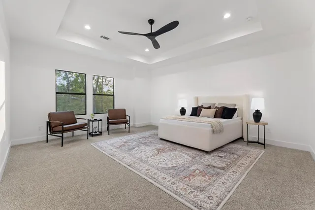 $2,050 | 518 Clinton Street, Unit B, Conroe, TX 77301