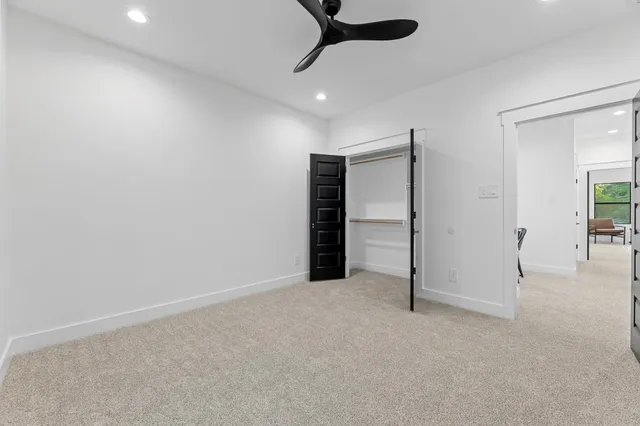 $2,050 | 518 Clinton Street, Unit B, Conroe, TX 77301