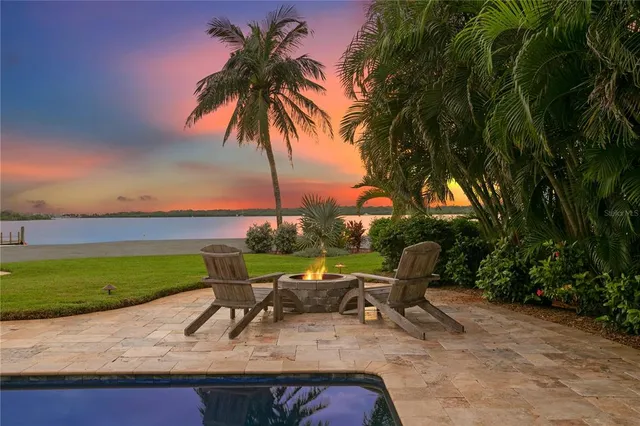 $2,999,000 | 8488 35th Avenue North, St. Petersburg, FL 33710