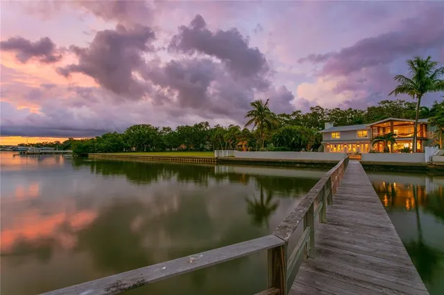 $2,999,000 | 8488 35th Avenue North, St. Petersburg, FL 33710