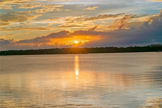 $2,999,000 | 8488 35th Avenue North, St. Petersburg, FL 33710