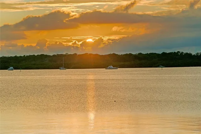 $2,999,000 | 8488 35th Avenue North, St. Petersburg, FL 33710