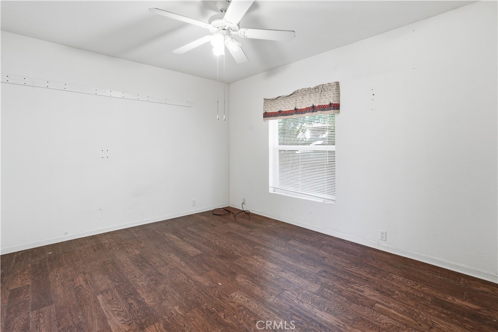 22899 Byron Road, Unit 16 Crestline, CA 92325 - Photo 24 of 33
