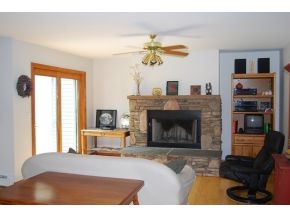 151 Pretty Road Colchester, VT 05446 - Photo 4 of 11 Gallery Image 4