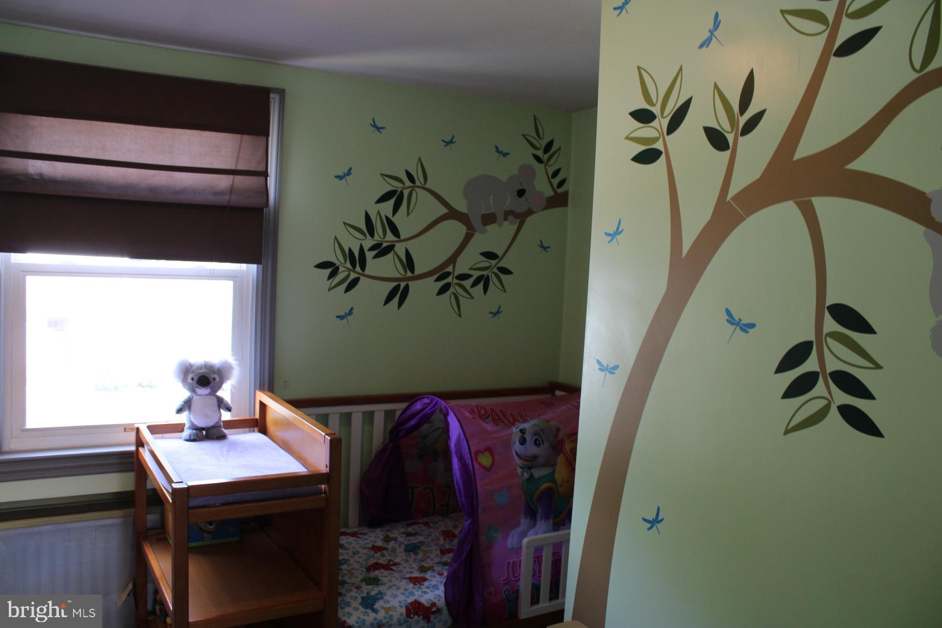 816 Grandview Road York, PA 17403 - Photo 22 of 32 Gallery Image 22