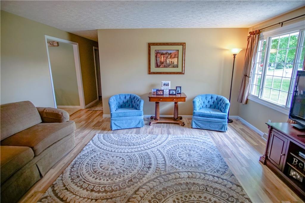 1502 New Ford Road Seymour, IN 47274 - Photo 4 of 28 Gallery Image 4