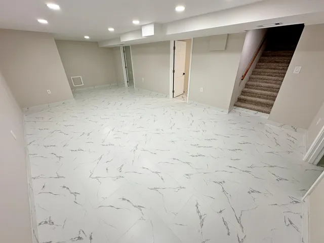 $489,900 | 8440 Van Buren Court, Munster, IN 46321