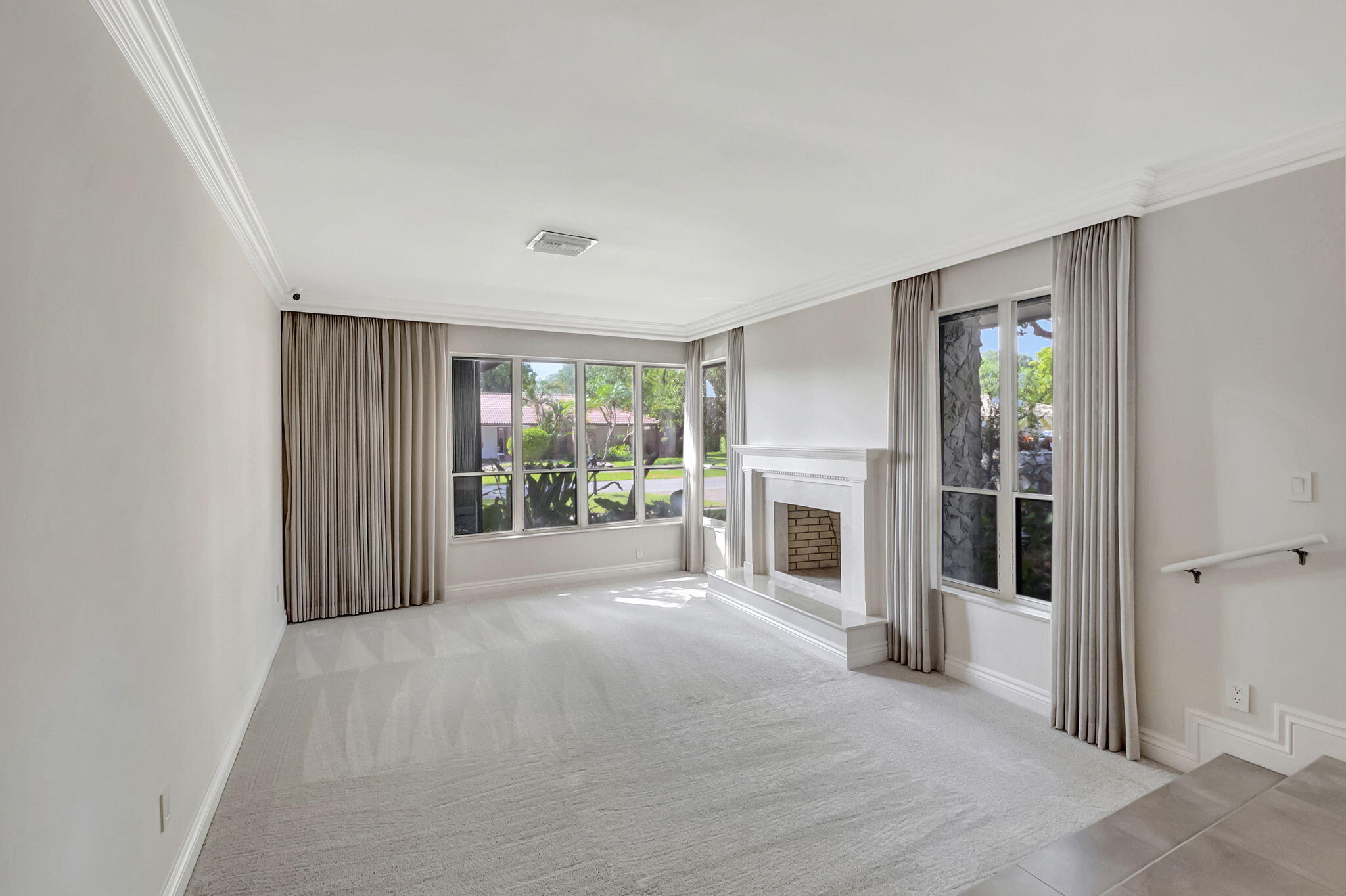 6821 Viento Way Boca Raton, FL 33433 - Photo 3 of 18 9-web-or-mls-DSC_3212