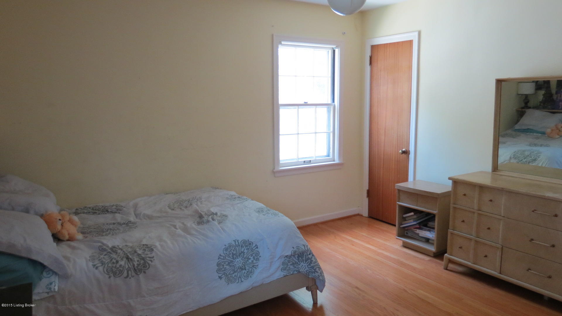 310 Ring Road Louisville, KY 40207 - Photo 14 of 22 IMG_0013