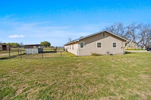 $449,999 | 207 North Sand Street, Comanche, TX 76442