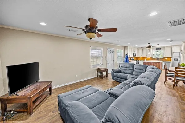 $449,999 | 207 North Sand Street, Comanche, TX 76442