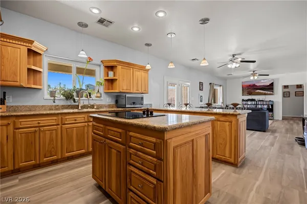 $685,000 | 683 West Ingram Avenue, Overton, NV 89040