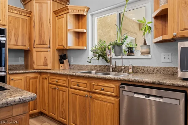 $685,000 | 683 West Ingram Avenue, Overton, NV 89040