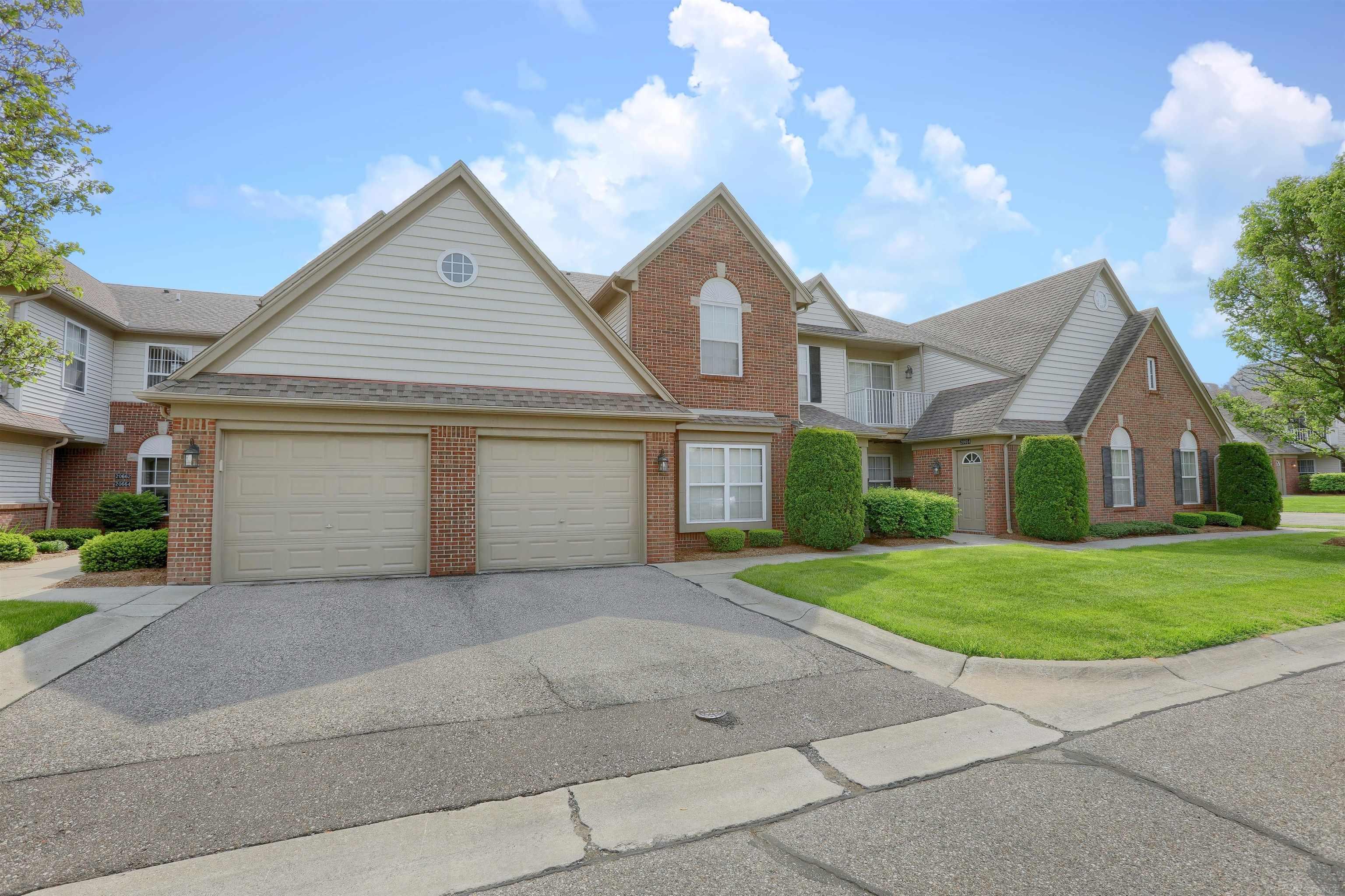 20656 Dunham Road Clinton Township, MI 48038 - Photo 3 of 24 50142123-3e614b3b-d5e9-4209-b98d-6b000b1801ca.JPG