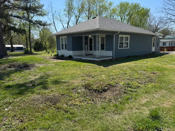 $159,900 | 311 North Goldheimer Street, Benton, IL 62812