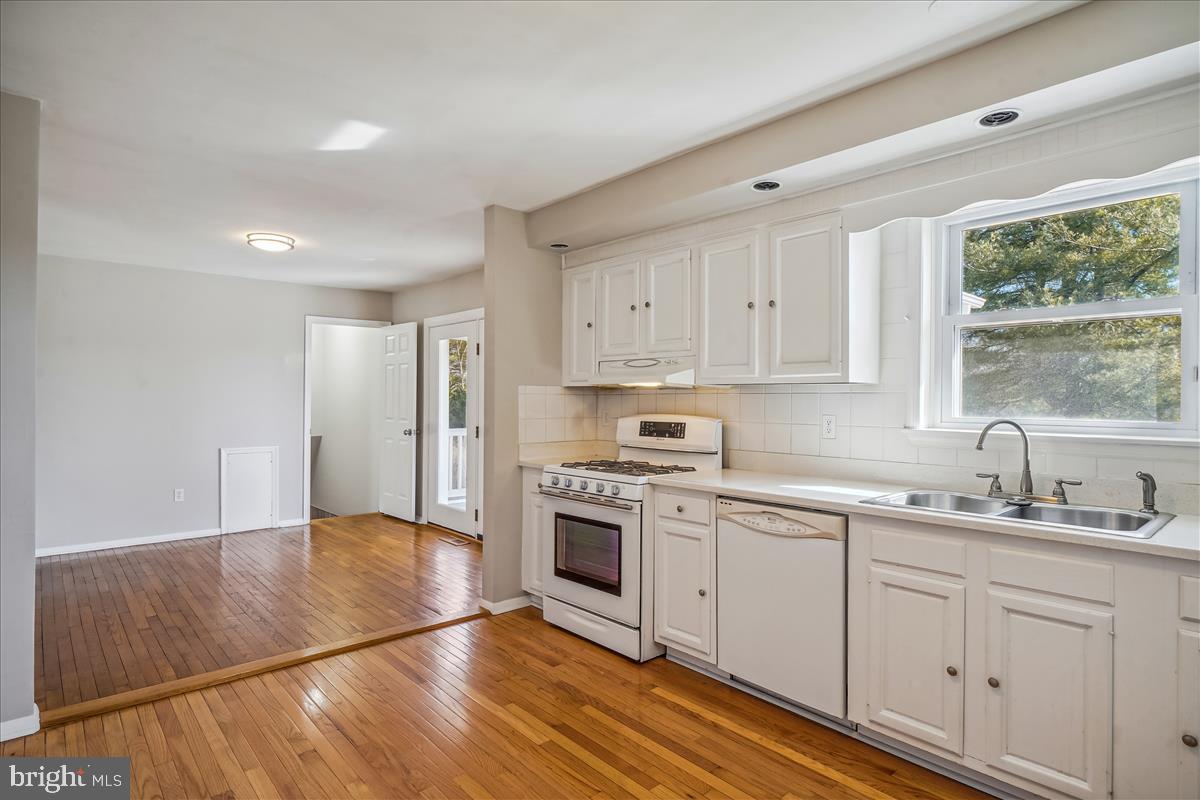 19505 Olney Mill Road Olney, MD 20832 - Photo 10 of 45 Gallery Image 10