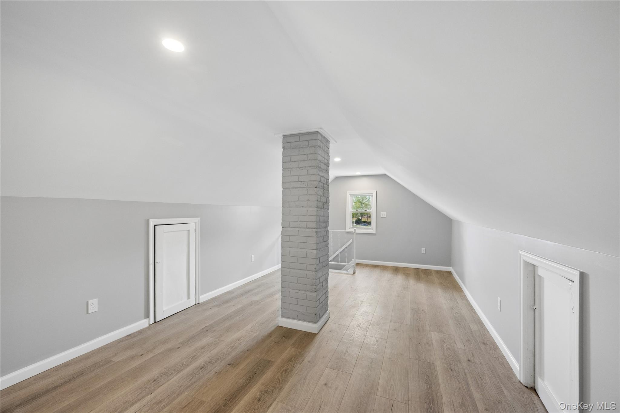 261 Marcellus Road Mineola, NY 11501 - Photo 16 of 29