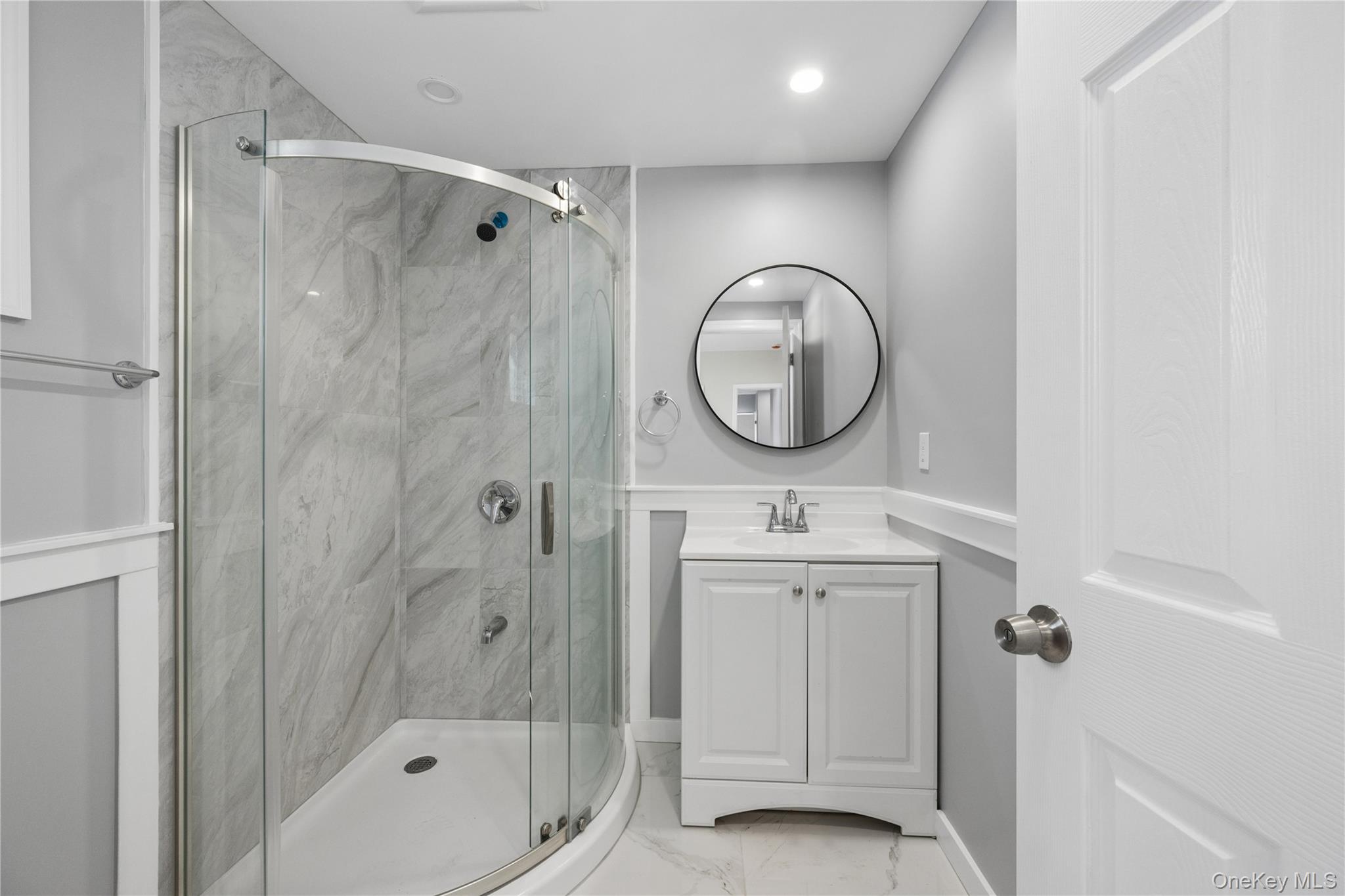 261 Marcellus Road Mineola, NY 11501 - Photo 6 of 29
