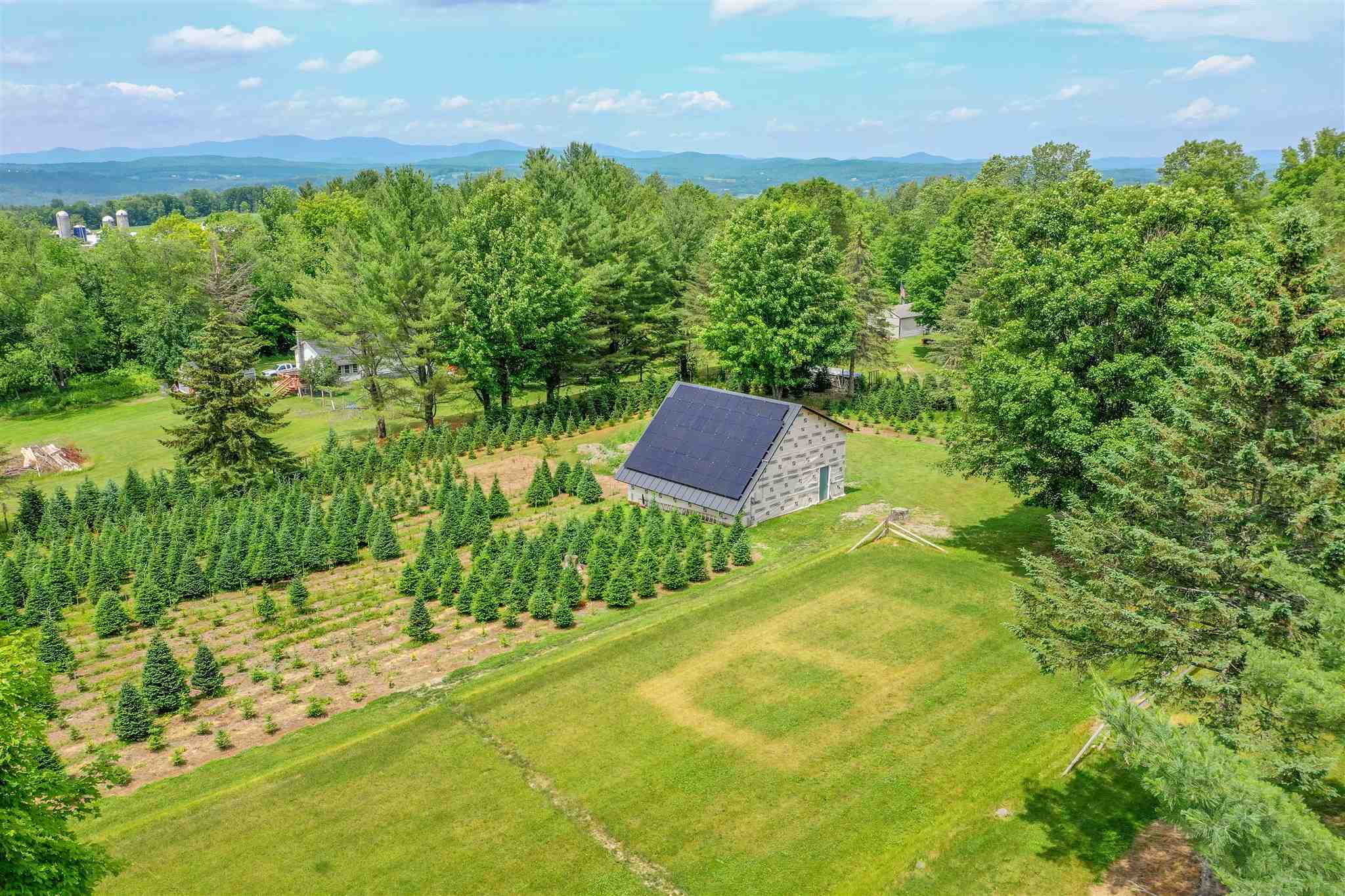 2014 Country Club Road Plainfield, VT 05667 - Photo 5 of 37