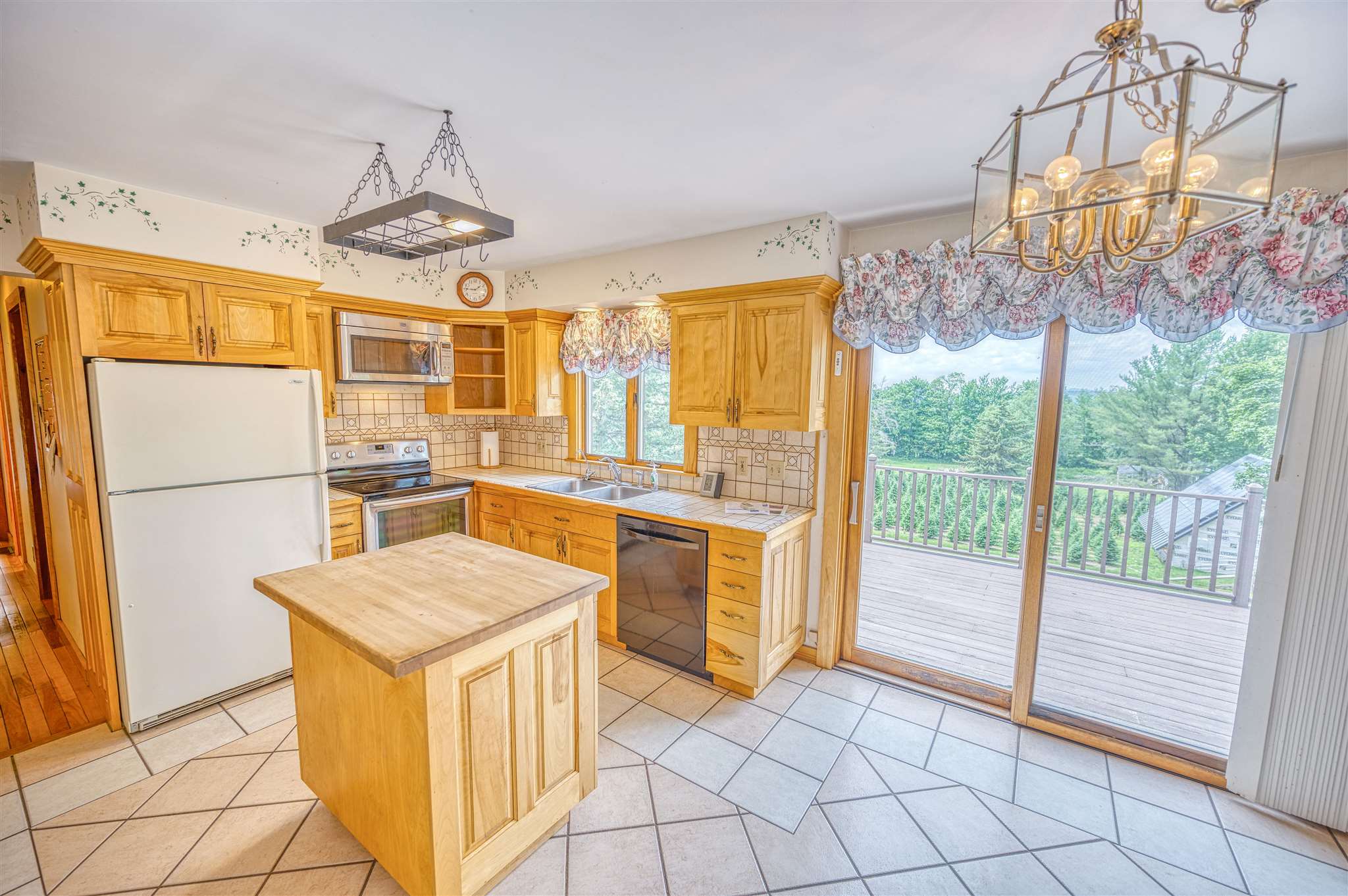 2014 Country Club Road Plainfield, VT 05667 - Photo 8 of 37