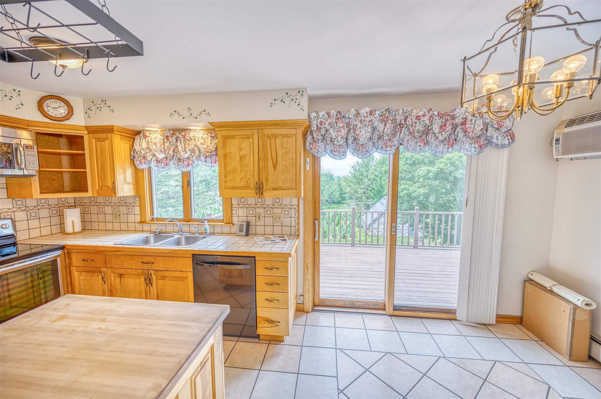 2014 Country Club Road Plainfield, VT 05667 - Photo 9 of 37