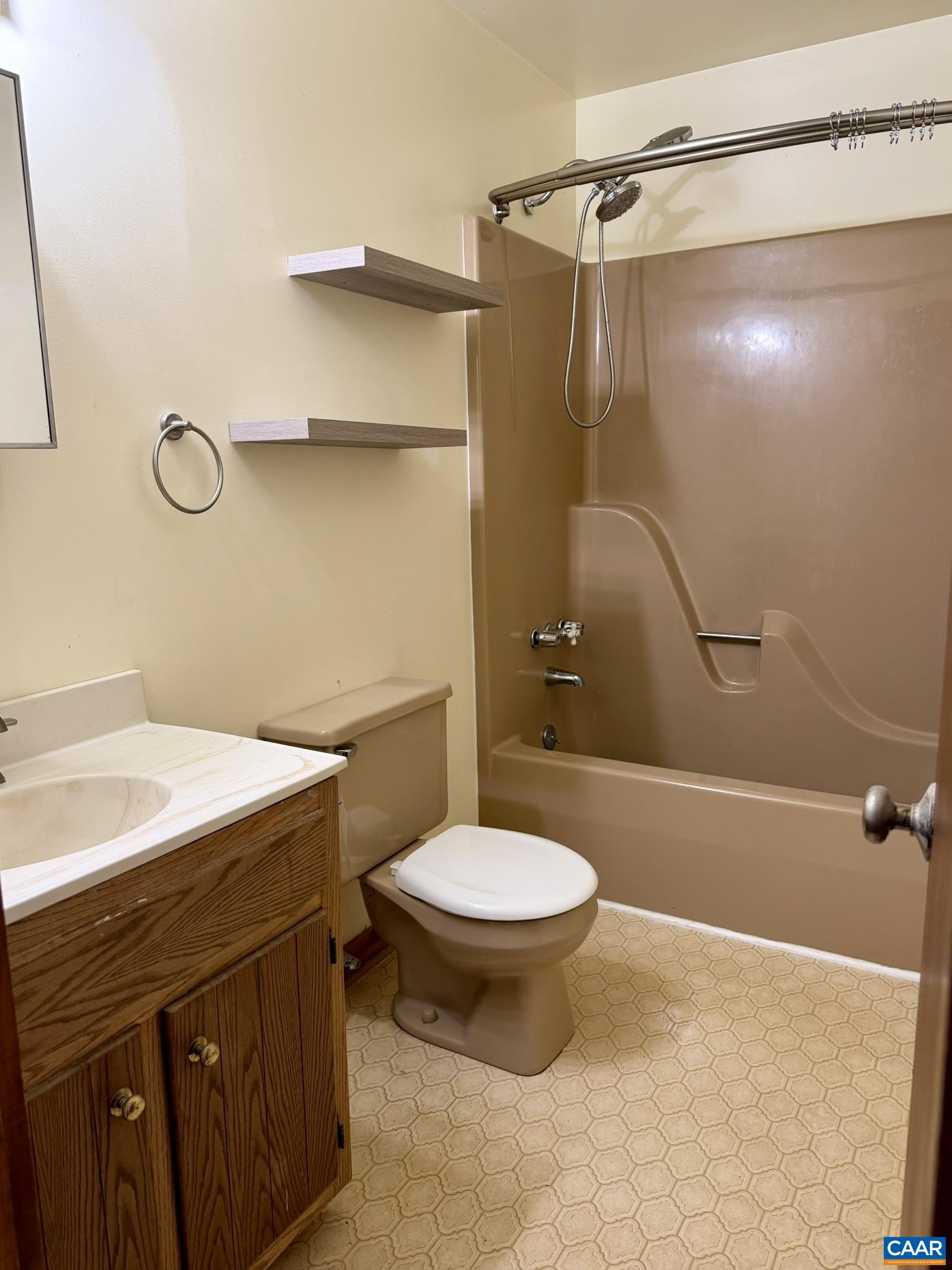 1497 Salem Church Road Palmyra, VA 22963 - Photo 26 of 37 Upstairs Bathroom