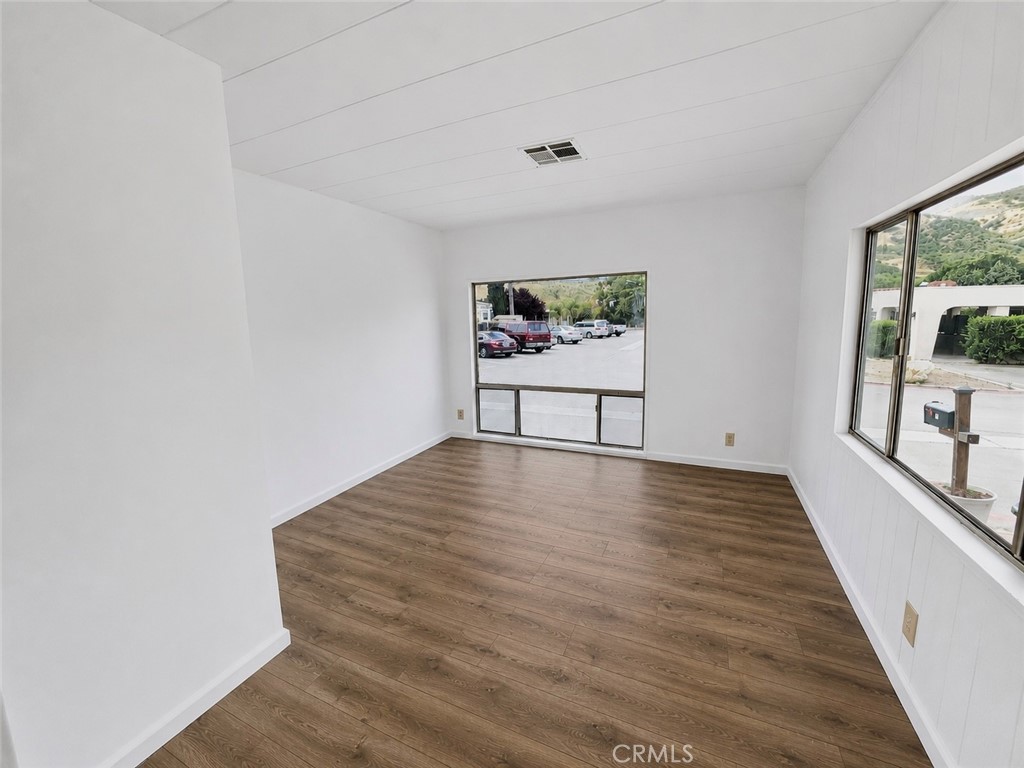 36200 Paradise Ranch Road Castaic, CA 91384 - Photo 7 of 18 Bedroom 1