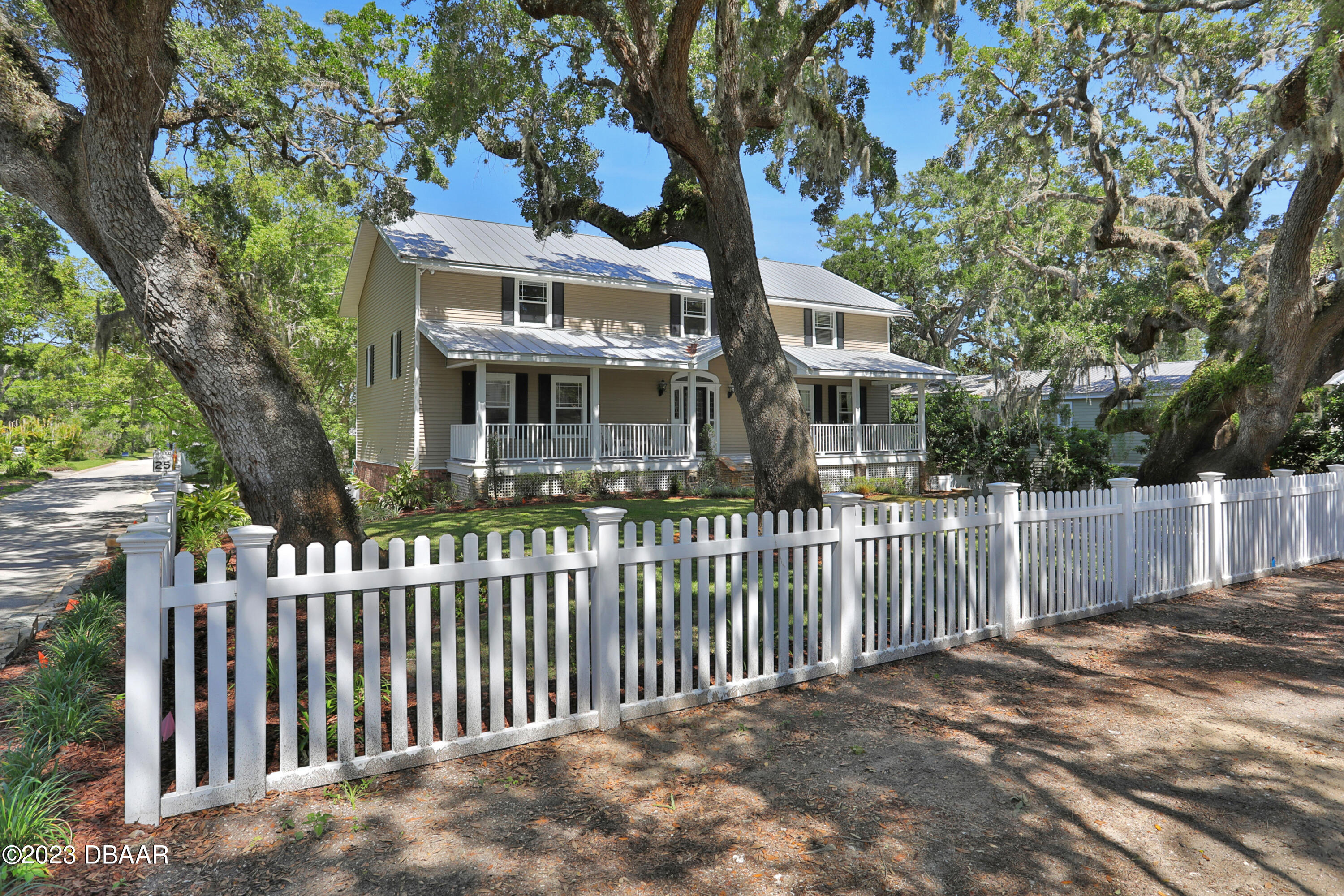 145 Riverside Drive Ormond Beach, FL 32176 - Photo 4 of 58 4