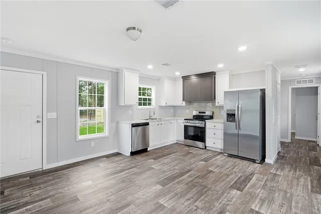 $150,000 | 93 Thrasher Lane East, Jesup, GA 31545