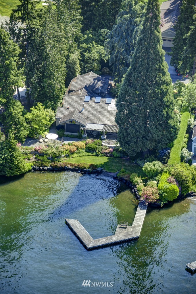4347 Hunts Point Road Hunts Point, WA 98004 - Photo 22 of 23