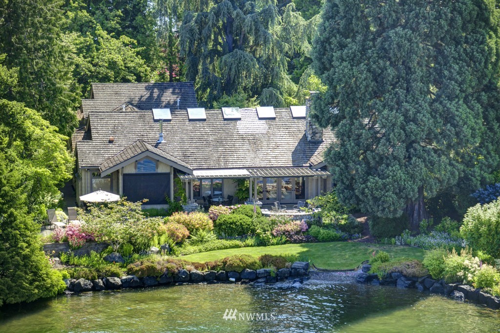 4347 Hunts Point Road Hunts Point, WA 98004 - Photo 23 of 23