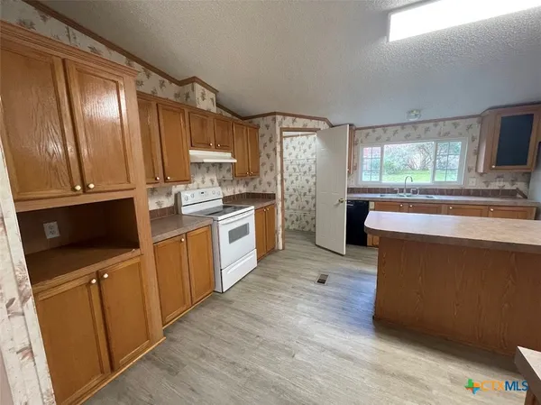 $1,850 | 1201 Island View Drive, Canyon Lake, TX 78133