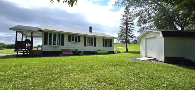 $204,900 | 4 Flat Mountain Road, St. Agatha, ME 04772