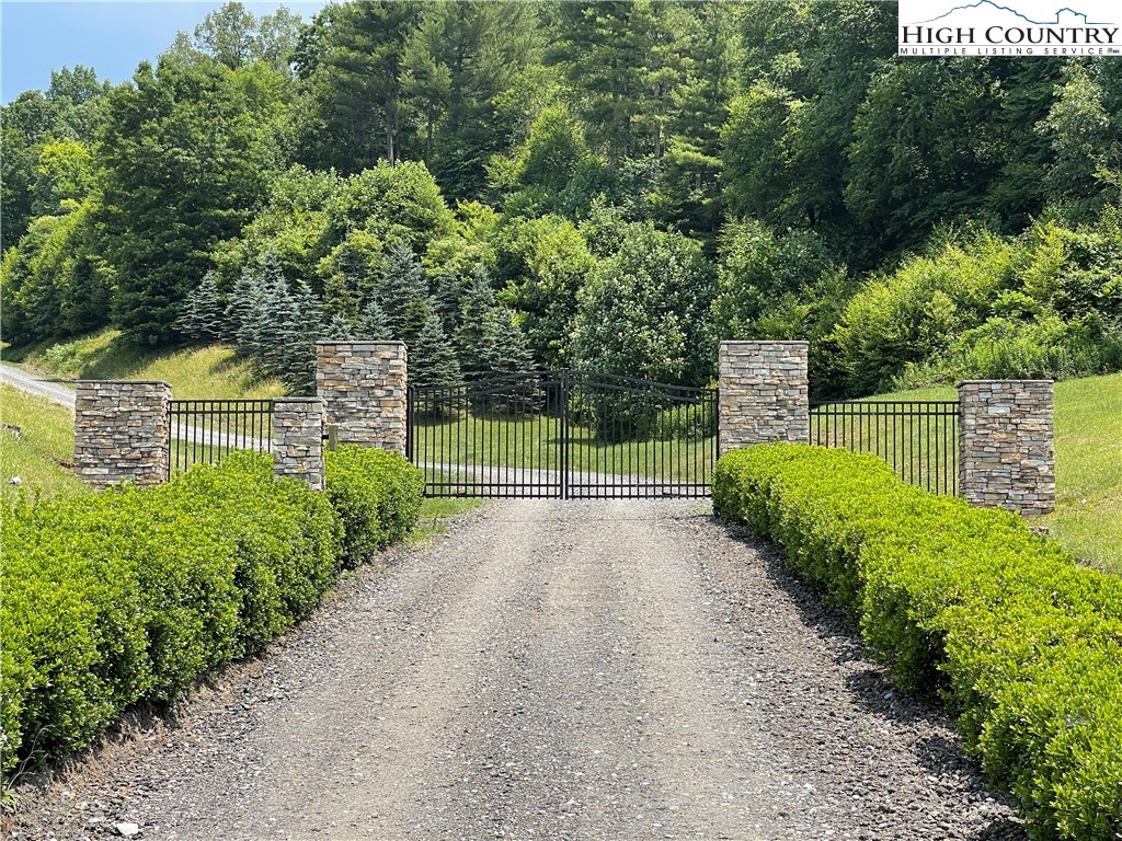 Lot 3 Skye Ridge Drive West Jefferson, NC 28694 - Photo 9 of 17 a view of a park with large trees