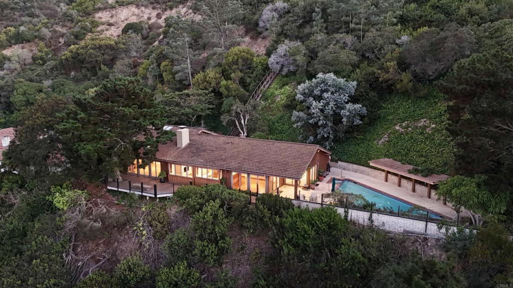 7675 Via Capri La Jolla, CA 92037 - Photo 38 of 75 an aerial view of a house with garden space and street view