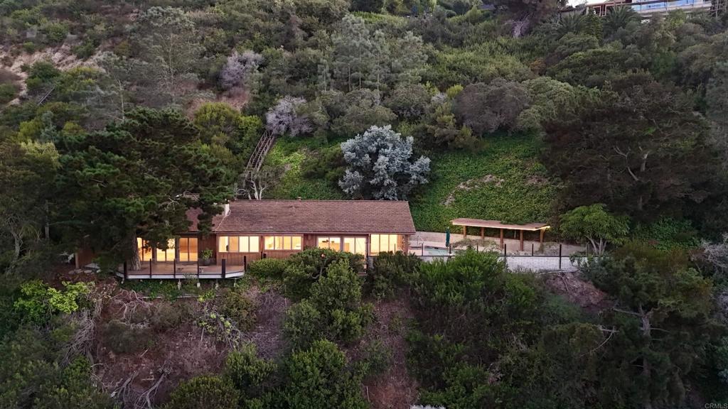 7675 Via Capri La Jolla, CA 92037 - Photo 67 of 75