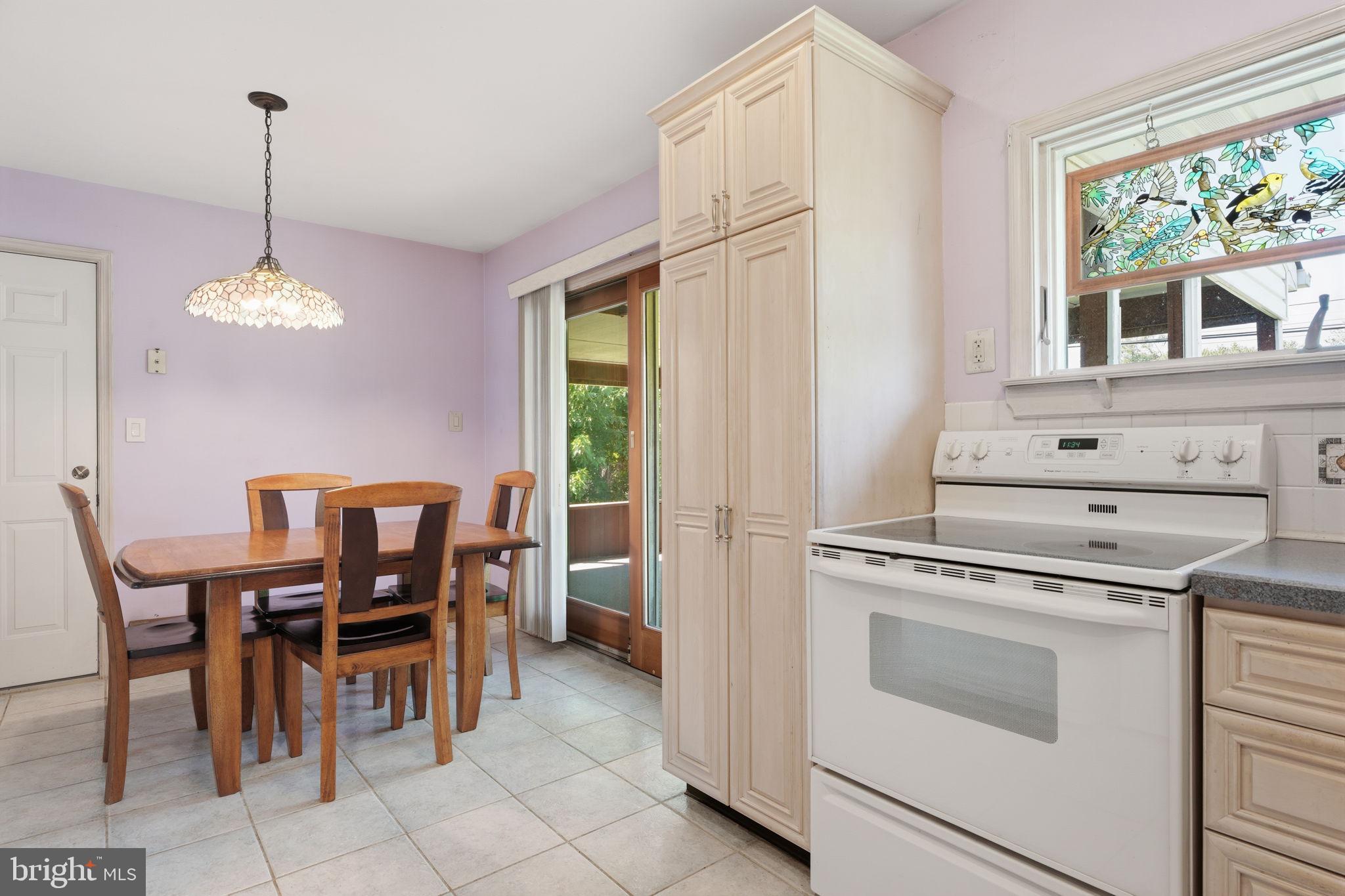 37 Trellis Road Levittown, PA 19056 - Photo 11 of 28